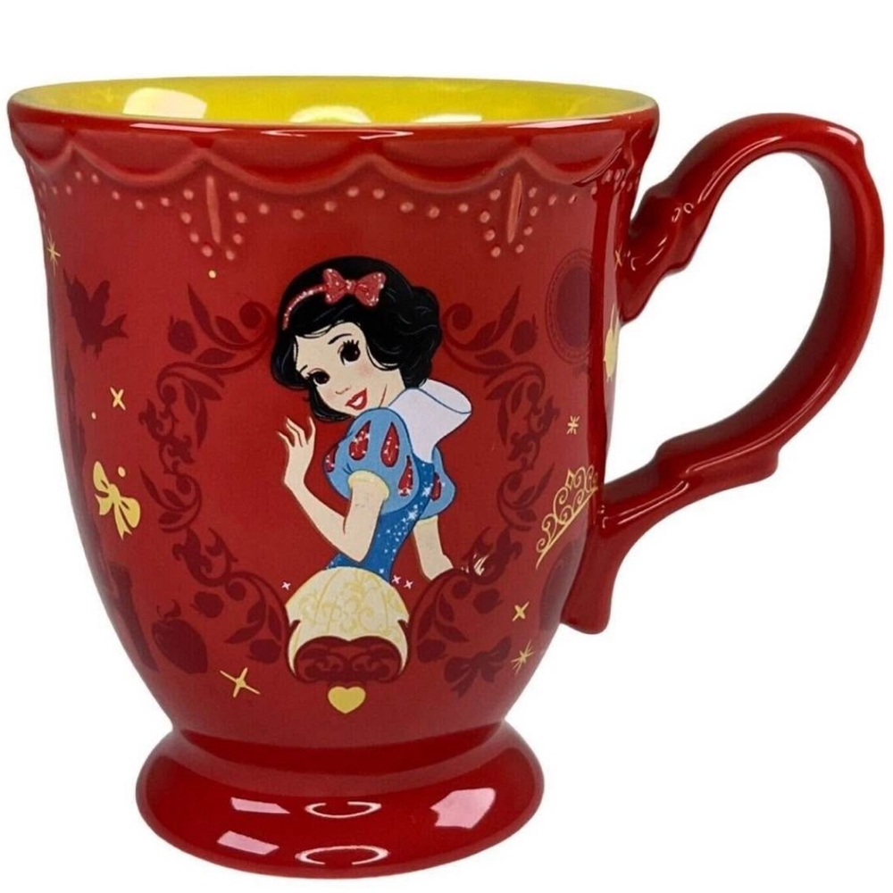 Brand New Disney Snow White Flower Princess Mug (One Mug)